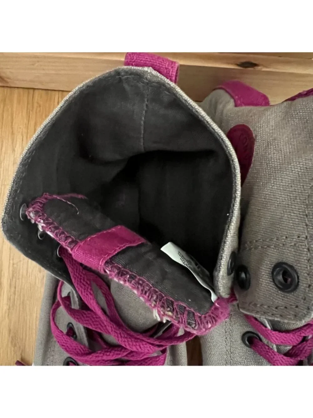 Converse Size 6 Gray Pink Chuck Taylor All Star High Top Sneakers Retro Shoes